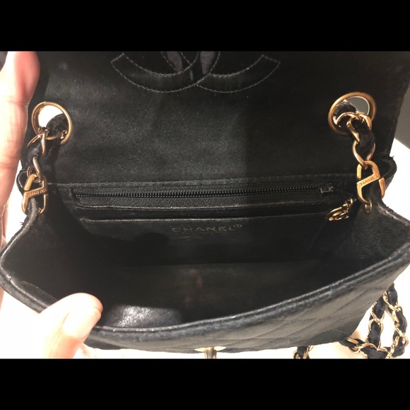SOLD auth Chanel square mini matellase - Picture 2 of 8